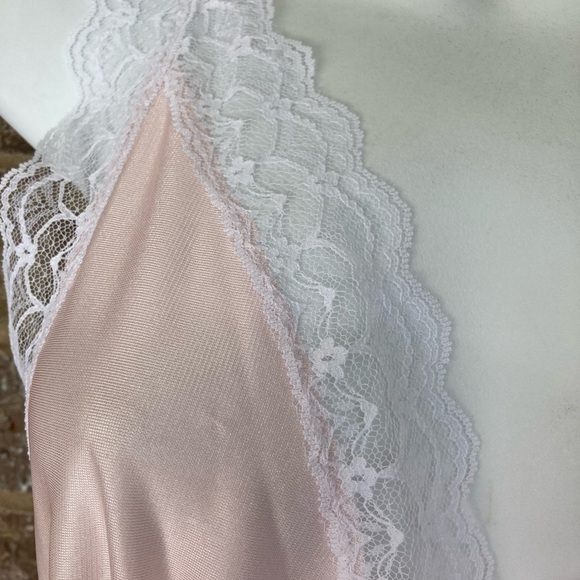 Vintage Pink Satiny Nightgown Slit down front by Aostrophe Size Medium SEARS - Picture 3 of 9